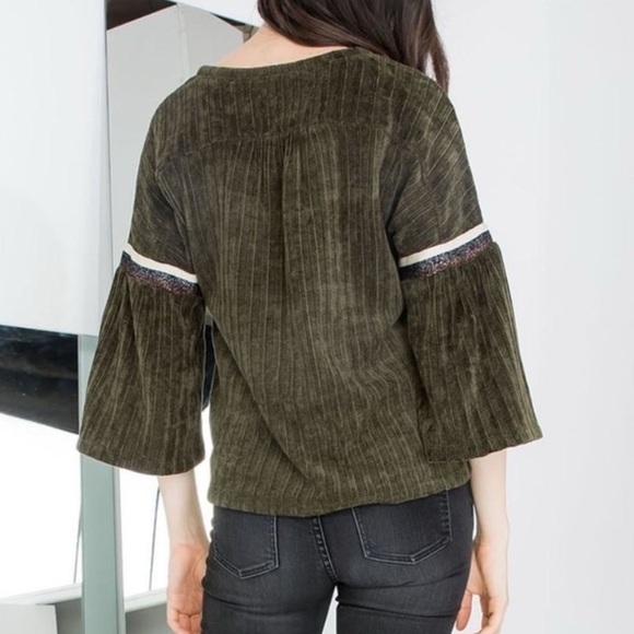 THML Chenille Velvet Bell Sleeve Sweater Top, Anthropologie, size small - Picture 4 of 10